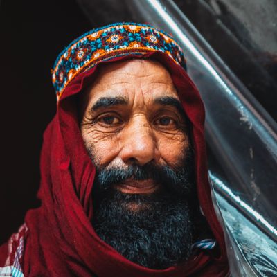 أحمد ر.