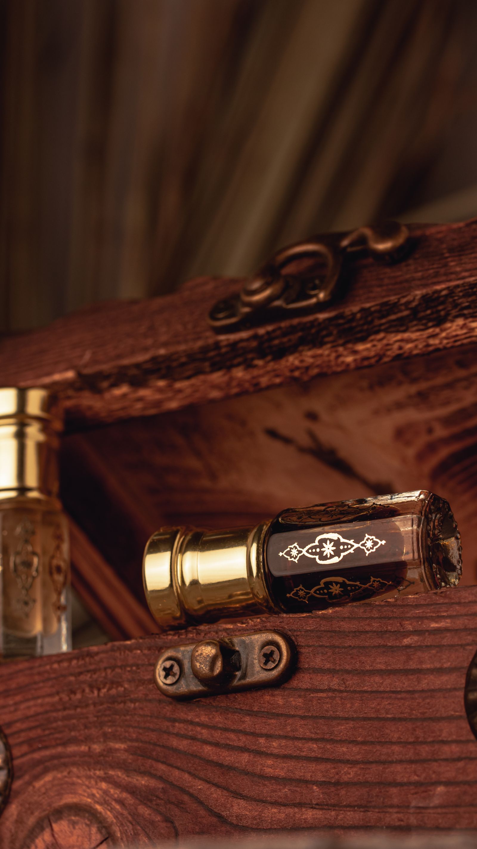 Dehn Al Oud agarwood oil